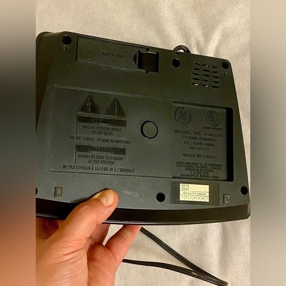 Vintage Black Audio Player & Radio. Still working! - Picture 4 of 6